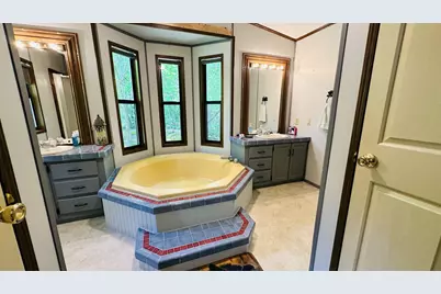 20 Lincoln Street, Greenville, ME 04441 - Photo 25