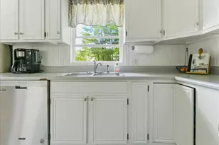370 Mill St, Auburn, ME 04210 - Photo 11