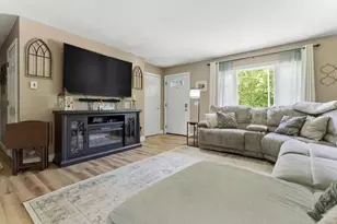 370 Mill St, Auburn, ME 04210 - Photo 5