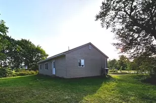 595 Main St, Lincoln, ME 04457 - Photo 3