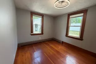 98 Rochester St, Berwick, ME 03901 - Photo 13