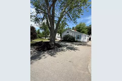 98 Rochester Street, Berwick, ME 03901 - Photo 3