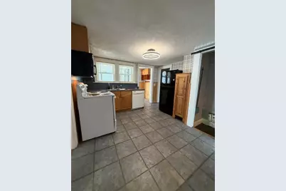 98 Rochester Street, Berwick, ME 03901 - Photo 9