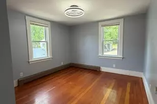 98 Rochester St, Berwick, ME 03901 - Photo 17