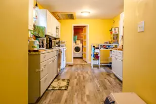 24 Florence Ave, Houlton, ME 04730 - Photo 5
