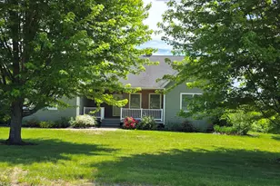 33 Eastern View Dr, Turner, ME 04282 - Photo 3