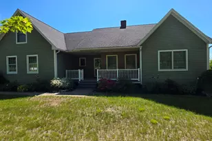 33 Eastern View Dr, Turner, ME 04282 - Photo 1