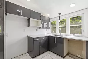 481 Danforth St, Portland, ME 04102 - Photo 29