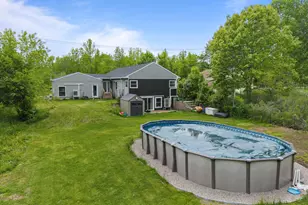 81 Bowman St, Farmingdale, ME 04344 - Photo 3