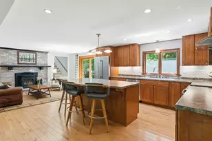 33 Hemlock Rd, Brunswick, ME 04011 - Photo 5