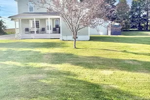18 Talbot Rd, Madawaska, ME 04773 - Photo 3