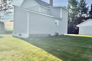 18 Talbot Rd, Madawaska, ME 04773 - Photo 5