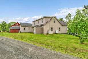 135 Crockett Rd, Dexter, ME 04930 - Photo 5
