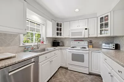 80 Stratford Place #80, Kennebunk, ME 04043 - Photo 9