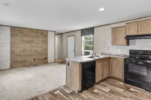 15 Brooke Ave, Belfast, ME 04915 - Photo 7