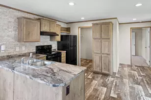 15 Brooke Ave, Belfast, ME 04915 - Photo 5