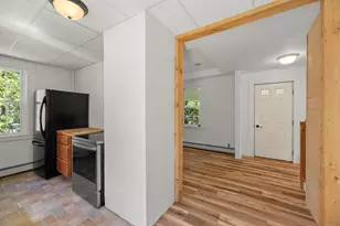 86 High Holborn St, Gardiner, ME 04345 - Photo 9