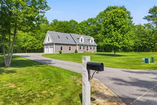 32 Beechwood Drive, Topsham, ME 04086 - Photo 3