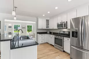 32 Beechwood Drive, Topsham, ME 04086 - Photo 13