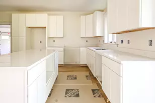 8 Constellation Wy, Falmouth, ME 04105 - Photo 13