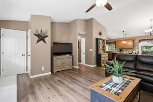 45 Fortin Dr, Minot, ME 04258 - Photo 3