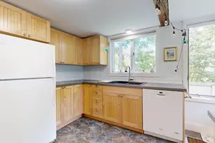 32 Main St, Raymond, ME 04071 - Photo 9