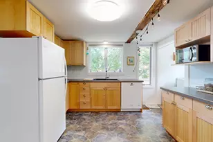 32 Main St, Raymond, ME 04071 - Photo 7
