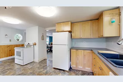32 Main Street, Raymond, ME 04071 - Photo 9