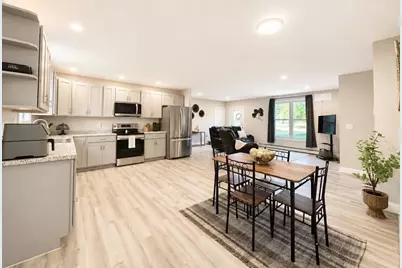 28 Coe Street, Auburn, ME 04210 - Photo 5
