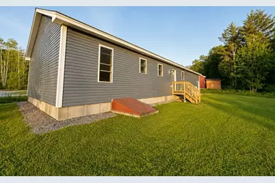 28 Coe Street, Auburn, ME 04210 - Photo 3
