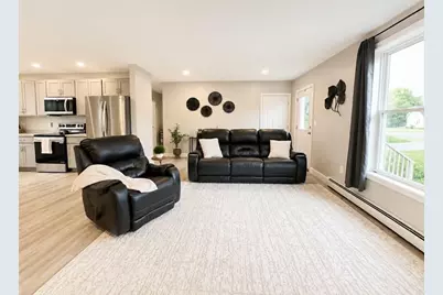 28 Coe Street, Auburn, ME 04210 - Photo 7