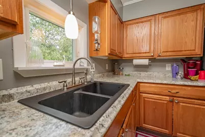 118 Summer Street, Dover Foxcroft, ME 04426 - Photo 11