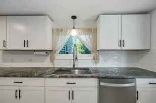 9 Elm St, North Berwick, ME 03906 - Photo 9