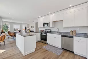 106 Cumberland Ave, Portland, ME 04101 - Photo 13