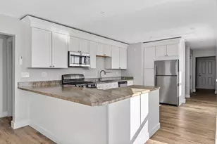 106 Cumberland Ave, Portland, ME 04101 - Photo 15