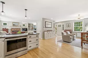25 Olivia Ln, Cumberland, ME 04021 - Photo 11