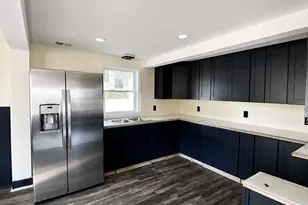 113 Eastern Ave, Augusta, ME 04330 - Photo 13