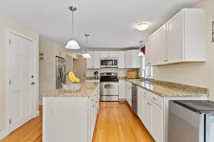 12 Canterbury Pines Dr, Gorham, ME 04038 - Photo 9