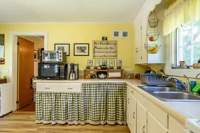 129 Miller Street, Belfast, ME 04915 - Photo 15