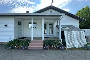 321 N Berwick Rd, Wells, ME 04090 - Photo 9