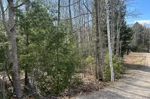 8 Beaulieu Dr, Windham, ME 04062 - Photo 1