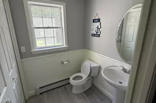 21 Eagles Nest Rd, Gray, ME 04039 - Photo 9