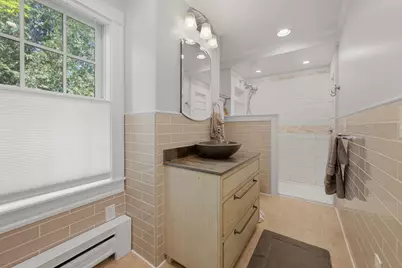 114 Main Street, Orono, ME 04473 - Photo 35