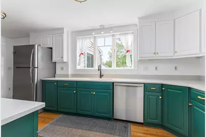 76 Edwards Street, Portland, ME 04102 - Photo 3
