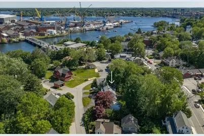 17 Traip Avenue, Kittery, ME 03904 - Photo 3