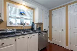 110 Mechanic St, Camden, ME 04843 - Photo 19