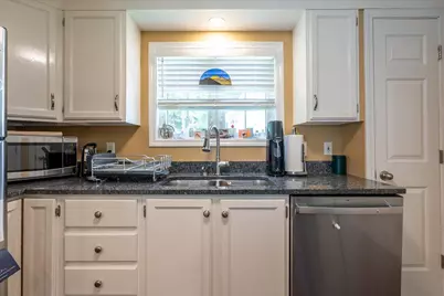 110 Mechanic Street #10, Camden, ME 04843 - Photo 17