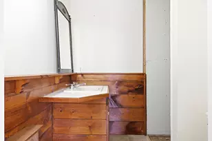 27 Hooper St, Wiscasset, ME 04578 - Photo 35