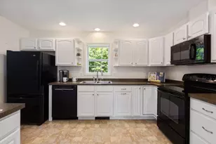99 Vista Dr, Auburn, ME 04210 - Photo 5