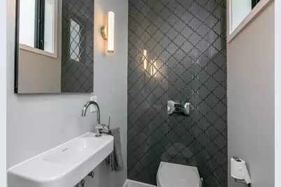 5 Merrill Street, Portland, ME 04101 - Photo 17